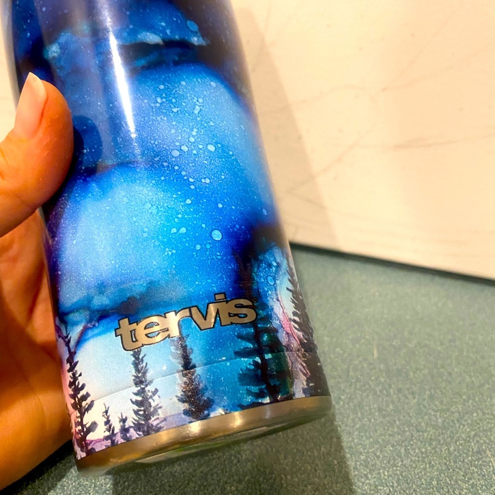Brand new tervis limited edition stainless steel travel mug cup adventure trees